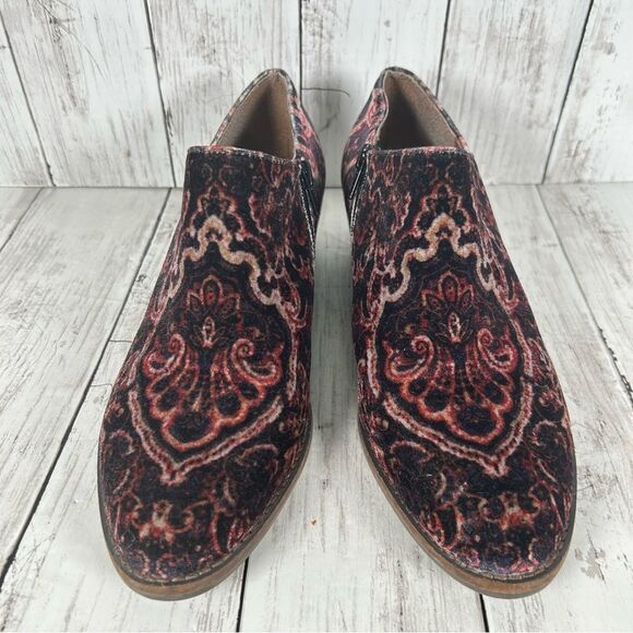 Lucky Brand Ferryn Red Navy Velvet Paisley Chelsea Bohemian Booties 9.5 CLEAN - Picture 4 of 9